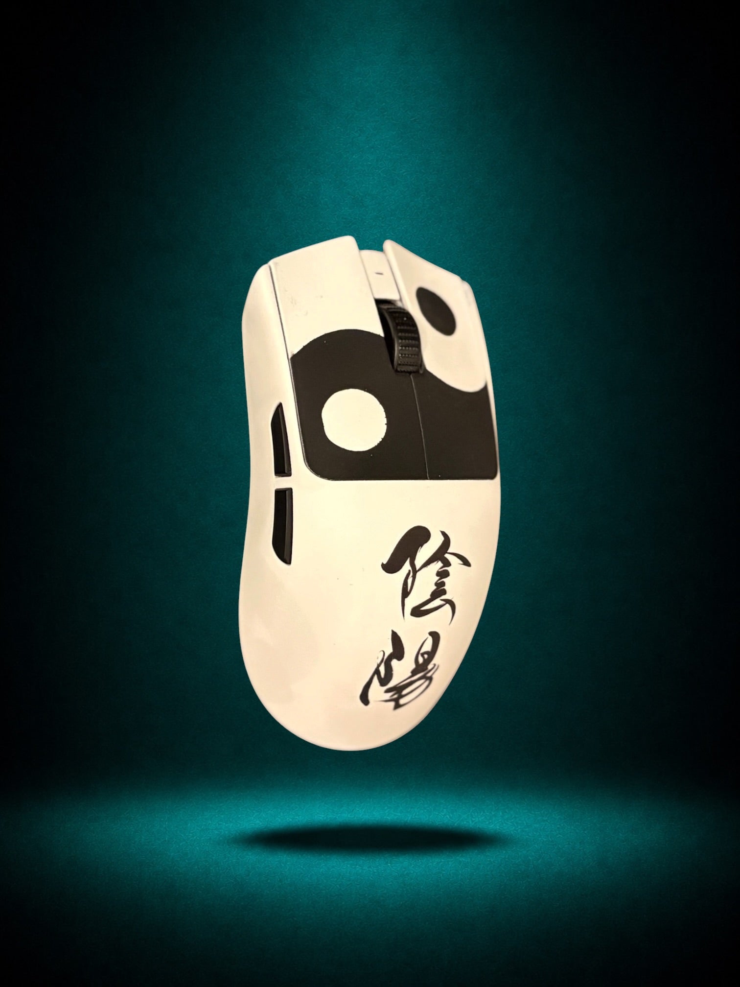 Duality in Motion – Viper V3 Pro