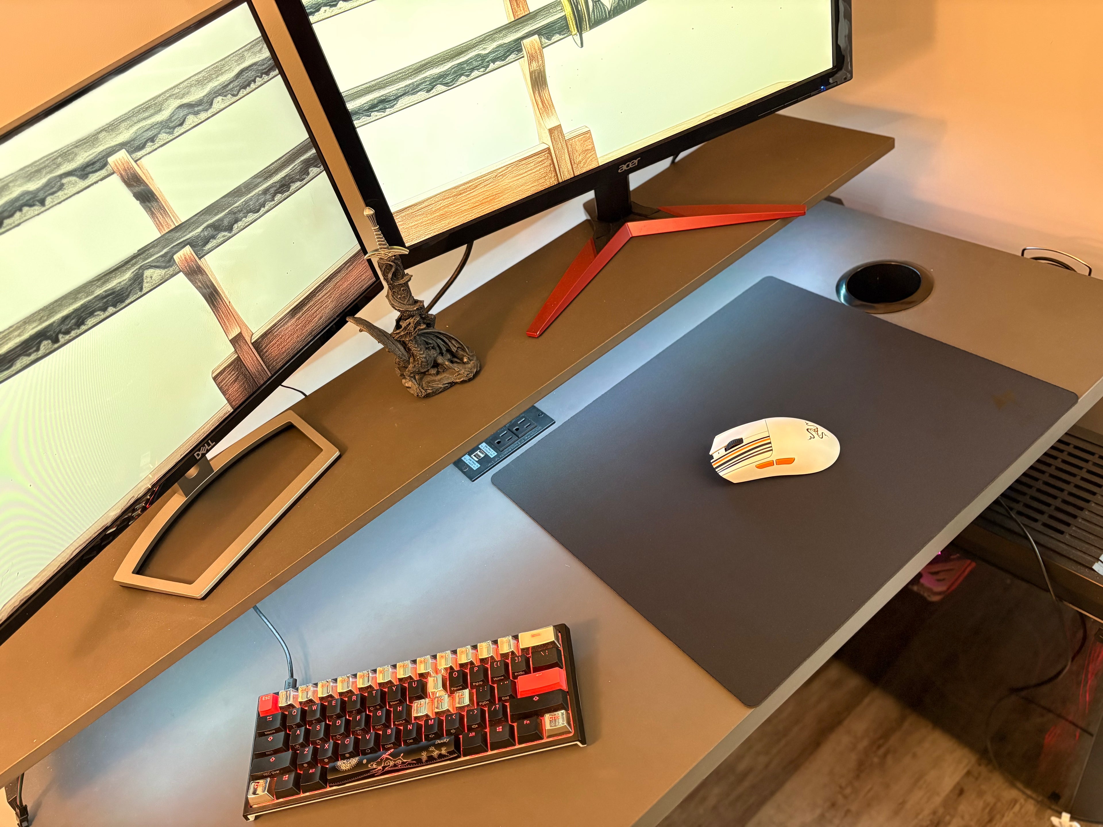 Retro Racer - Razer Viper V3 Pro