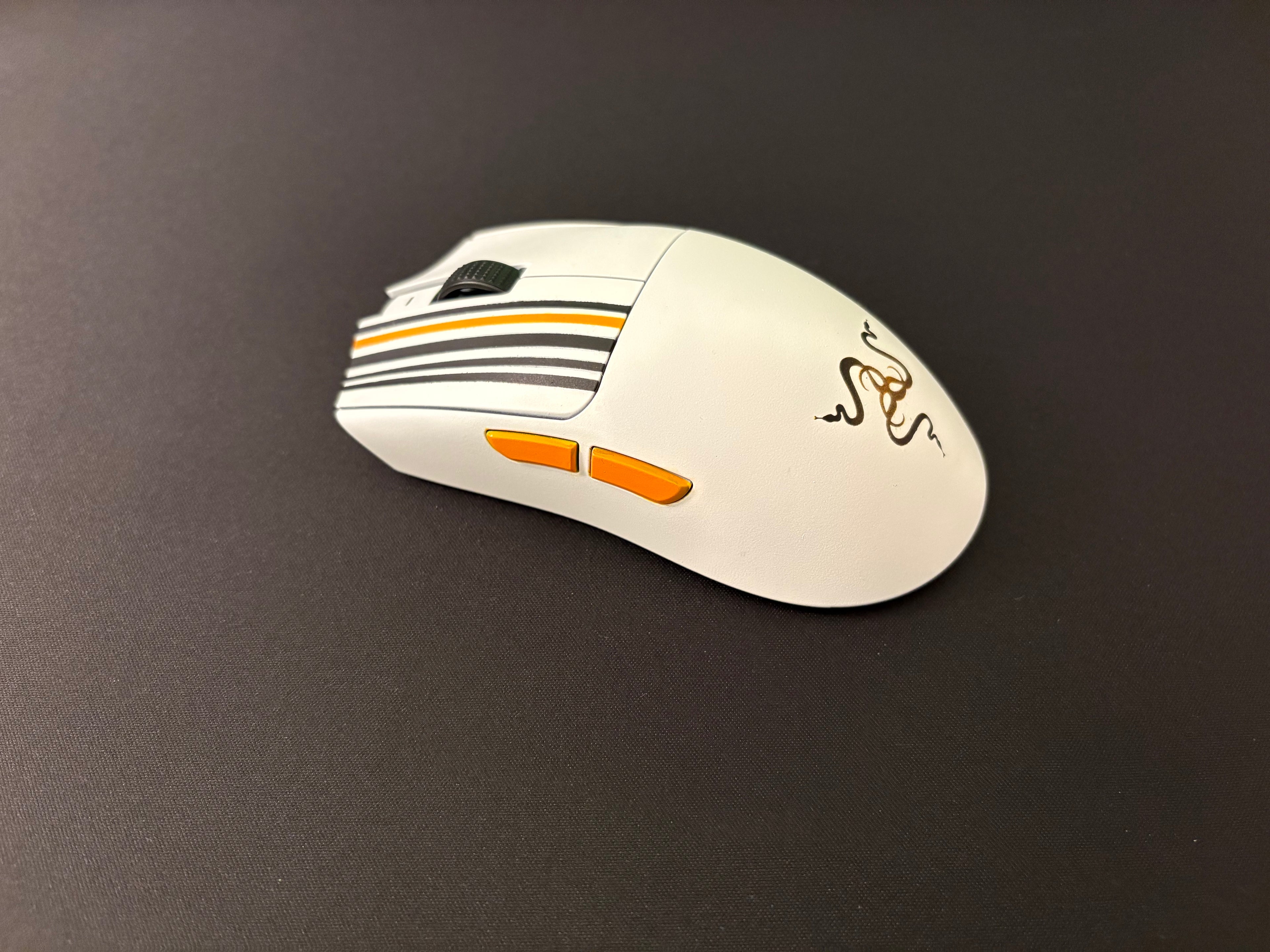 Retro Racer - Razer Viper V3 Pro