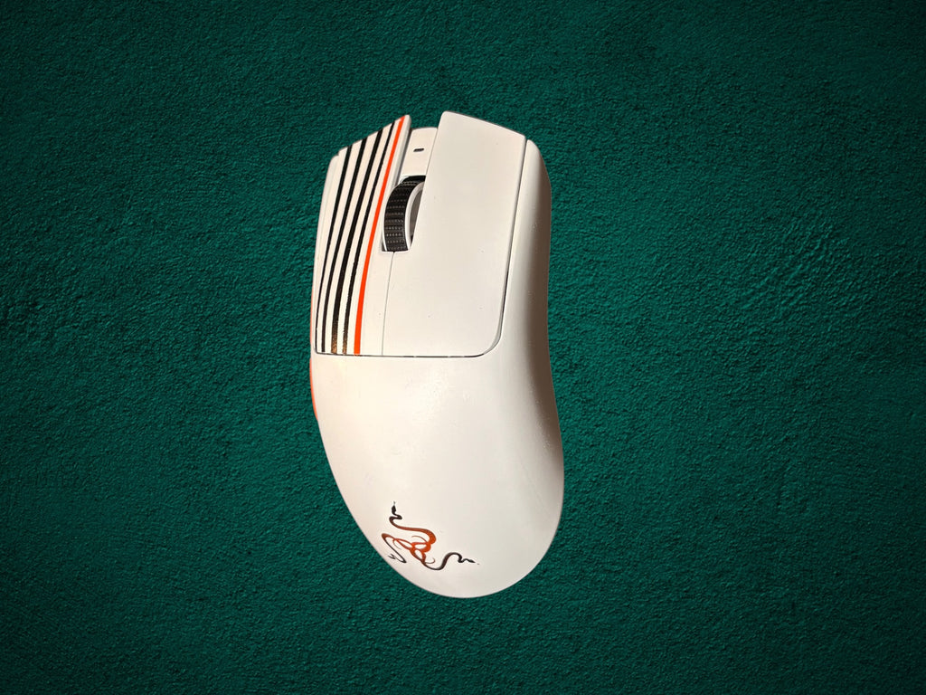 Retro Racer - Razer Viper V3