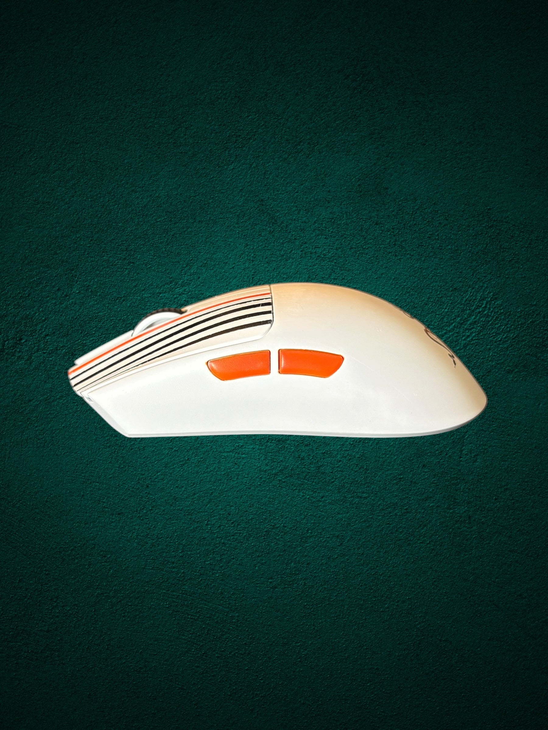 Retro Racer - Razer Viper V3