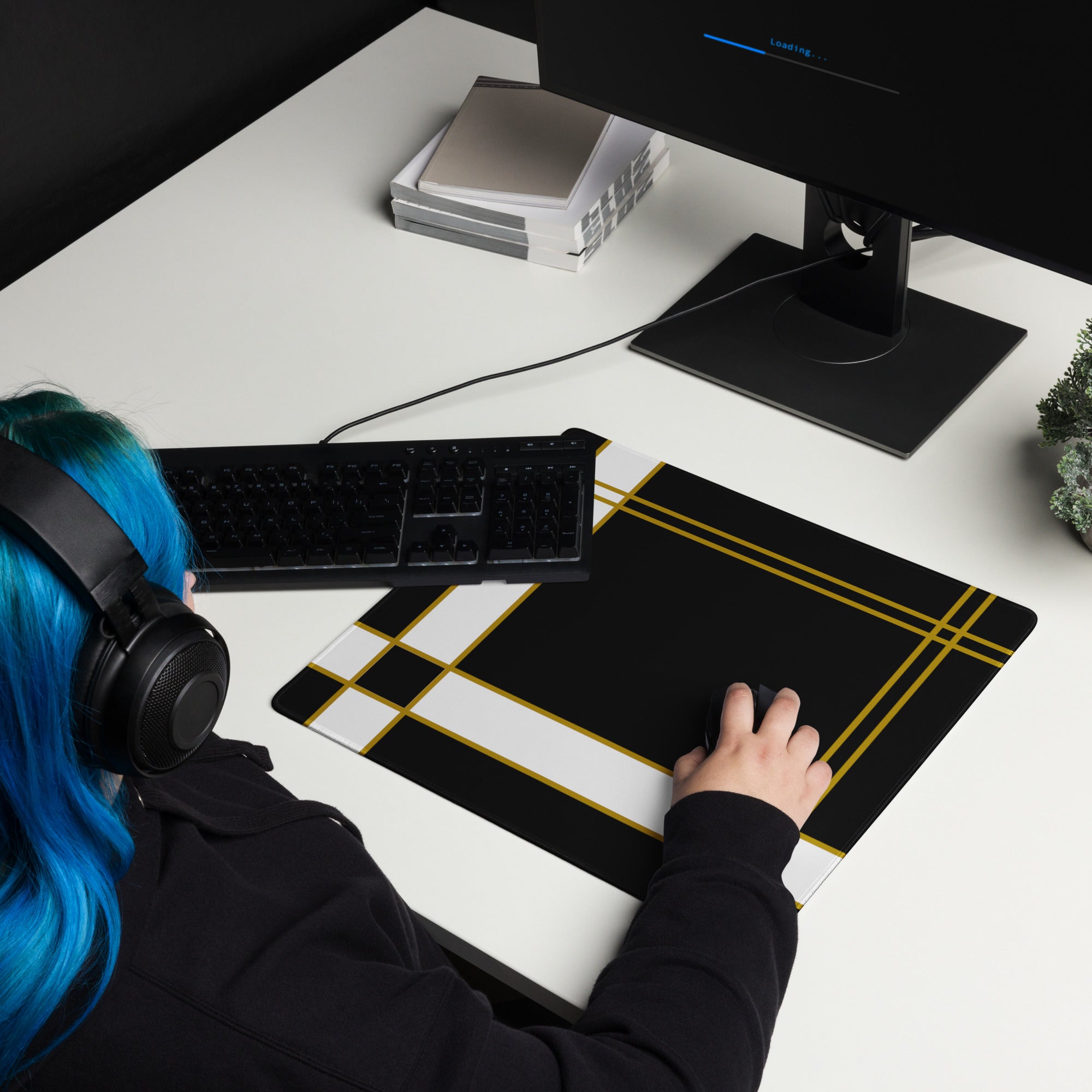 Touch of Gold - Premium Gaming Mouse Pad
